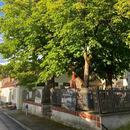 Bühnenwirtshaus Juster