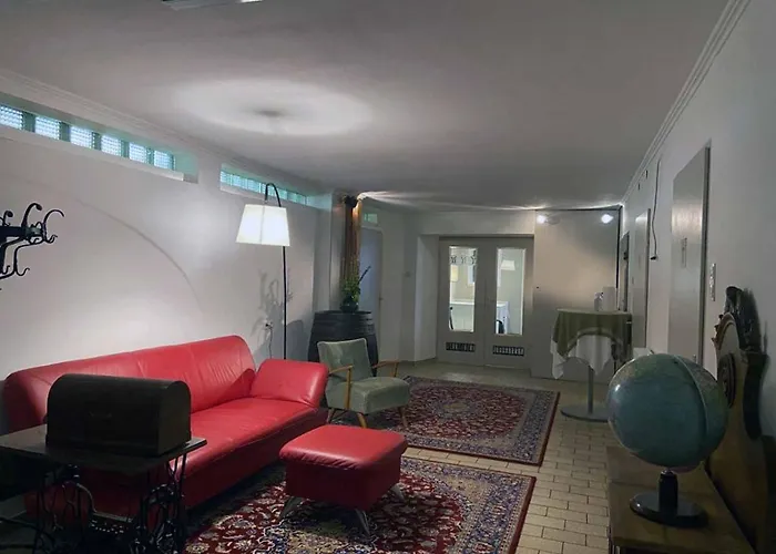 Buehnenwirtshaus Juster Pensjonat Gutenbrunn