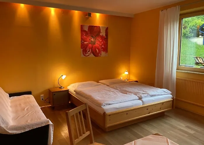 Buehnenwirtshaus Juster Pensjonat *